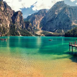 Alpine lake wallpaper