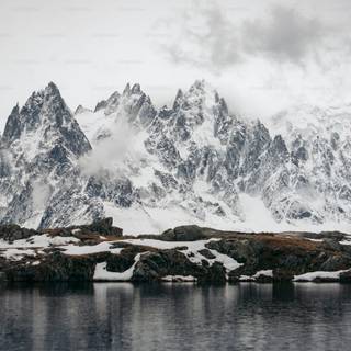 Alpine lake wallpaper