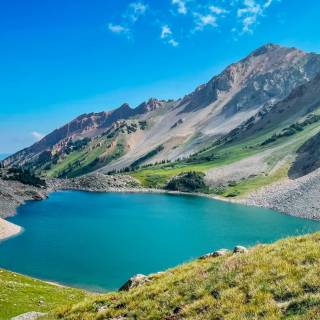 Alpine lake wallpaper