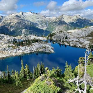 Alpine lake wallpaper