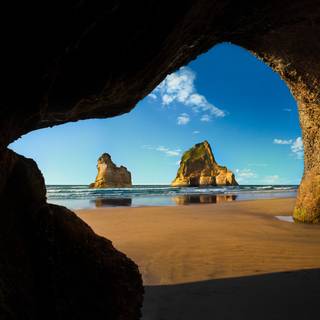 Windows lock screen wallpaper