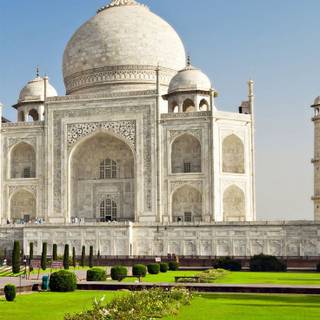 Historical monuments wallpaper