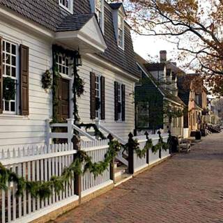 Williamsburg wallpaper