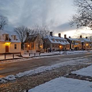 Williamsburg wallpaper