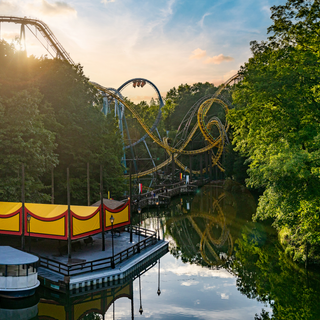 Williamsburg wallpaper