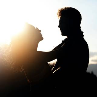 Lovers shadow wallpaper