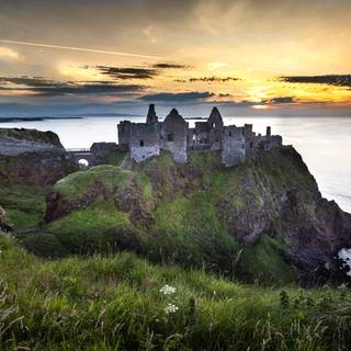 Irish castle wallpaper