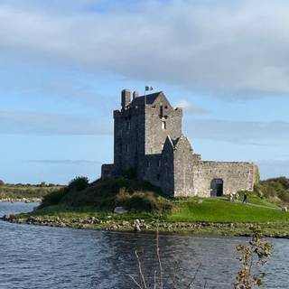 Irish castle wallpaper