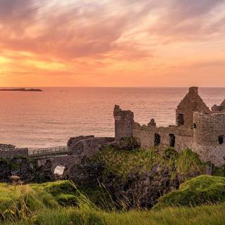 Irish castle wallpaper