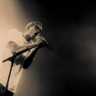 Desktop Dominic Fike wallpaper