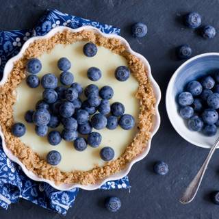 Huckleberry wallpaper