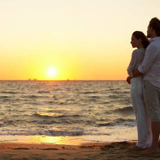 Sunset couple wallpaper