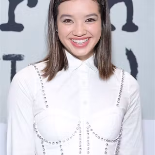 Peyton Elizabeth Lee iPhone wallpaper