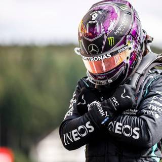Lewis Hamilton laptop wallpaper