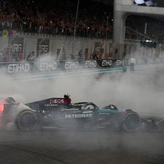 Lewis Hamilton laptop wallpaper