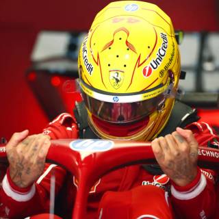 Lewis Hamilton laptop wallpaper