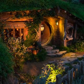 Hobbit Hole desktop wallpaper