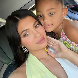 Kylie Jenner and Stormi Webster wallpaper