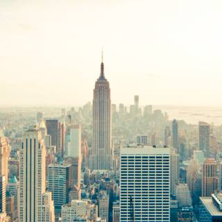Ultrawide city wallpaper