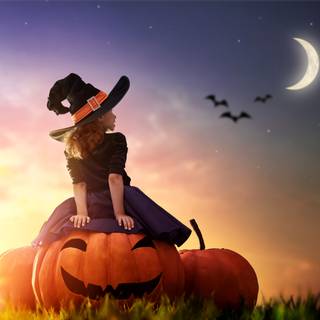 Witchy Halloween 4k wallpaper