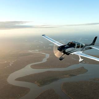 Cirrus SR22 wallpaper