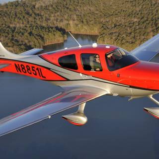Cirrus SR22 wallpaper