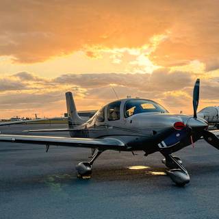Cirrus SR22 wallpaper