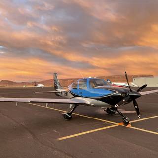 Cirrus SR22 wallpaper