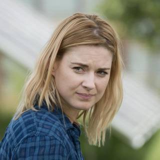 Alexandra Breckenridge desktop wallpaper