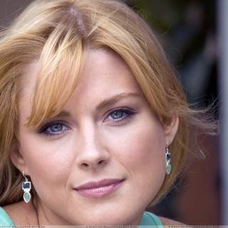 Alexandra Breckenridge desktop wallpaper