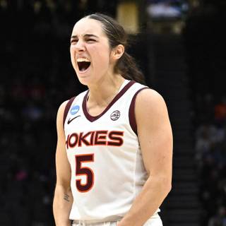 Georgia Amoore wallpaper