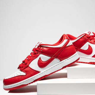 Red Low Dunks wallpaper