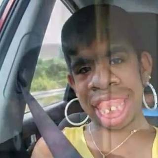 Funny ugly wallpaper