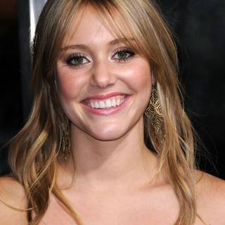 Julianna Guill wallpaper