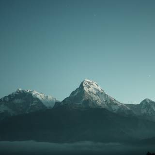 Windows 11 minimalist wallpaper