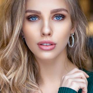 Alexa Breit wallpaper