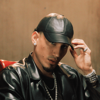 Omar Courtz wallpaper