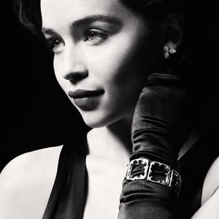 Black and white vertical wallpaper