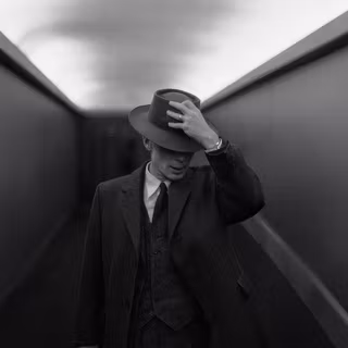 Black and white vertical wallpaper