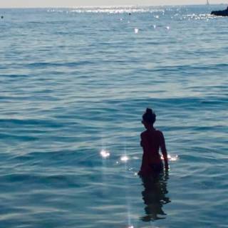 Baddie beach wallpaper