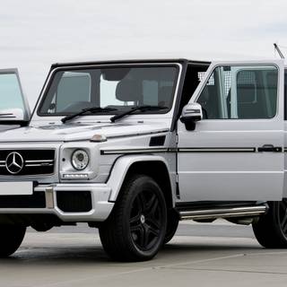 G Wagon white wallpaper