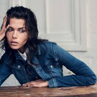 Georgia Fowler wallpaper