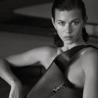 Georgia Fowler wallpaper