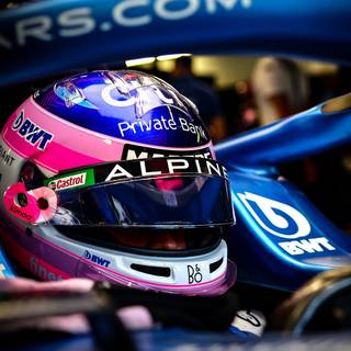 Alpine logo wallpaper