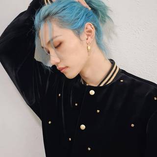Stray Kids Felix blue hair wallpaper