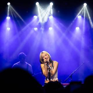 Hannah Bahng Chromebook wallpaper