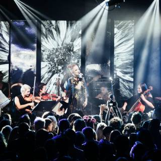 Girlschool wallpaper