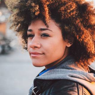 Ariana DeBose wallpaper