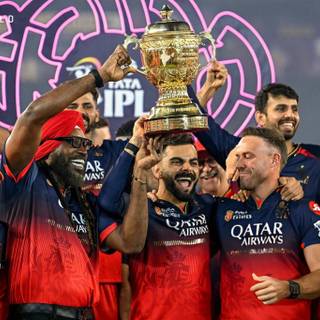 Virat Kohli with trophy wallpaper