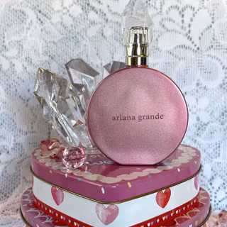 Ariana Grande REM Cherry Eclipse wallpaper